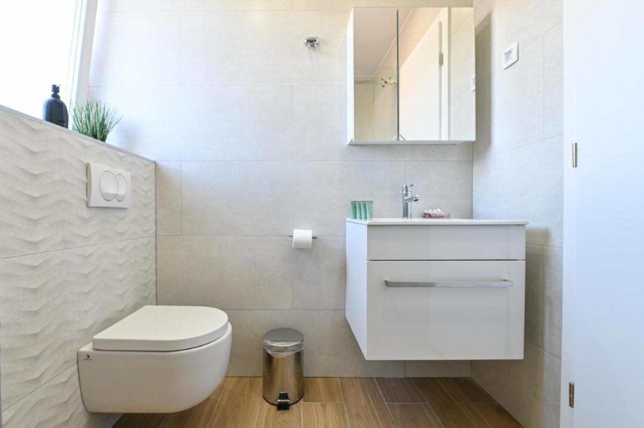 Boutique Hotel Ivy'Z Novalja Buitenkant foto