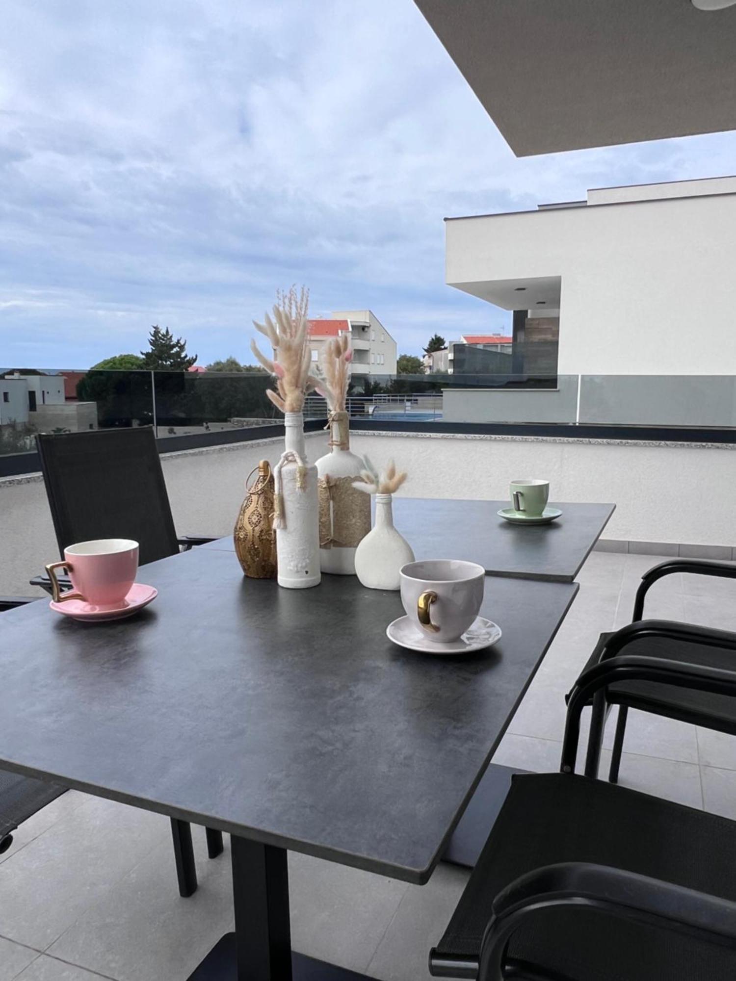 Boutique Hotel Ivy'Z Novalja Buitenkant foto