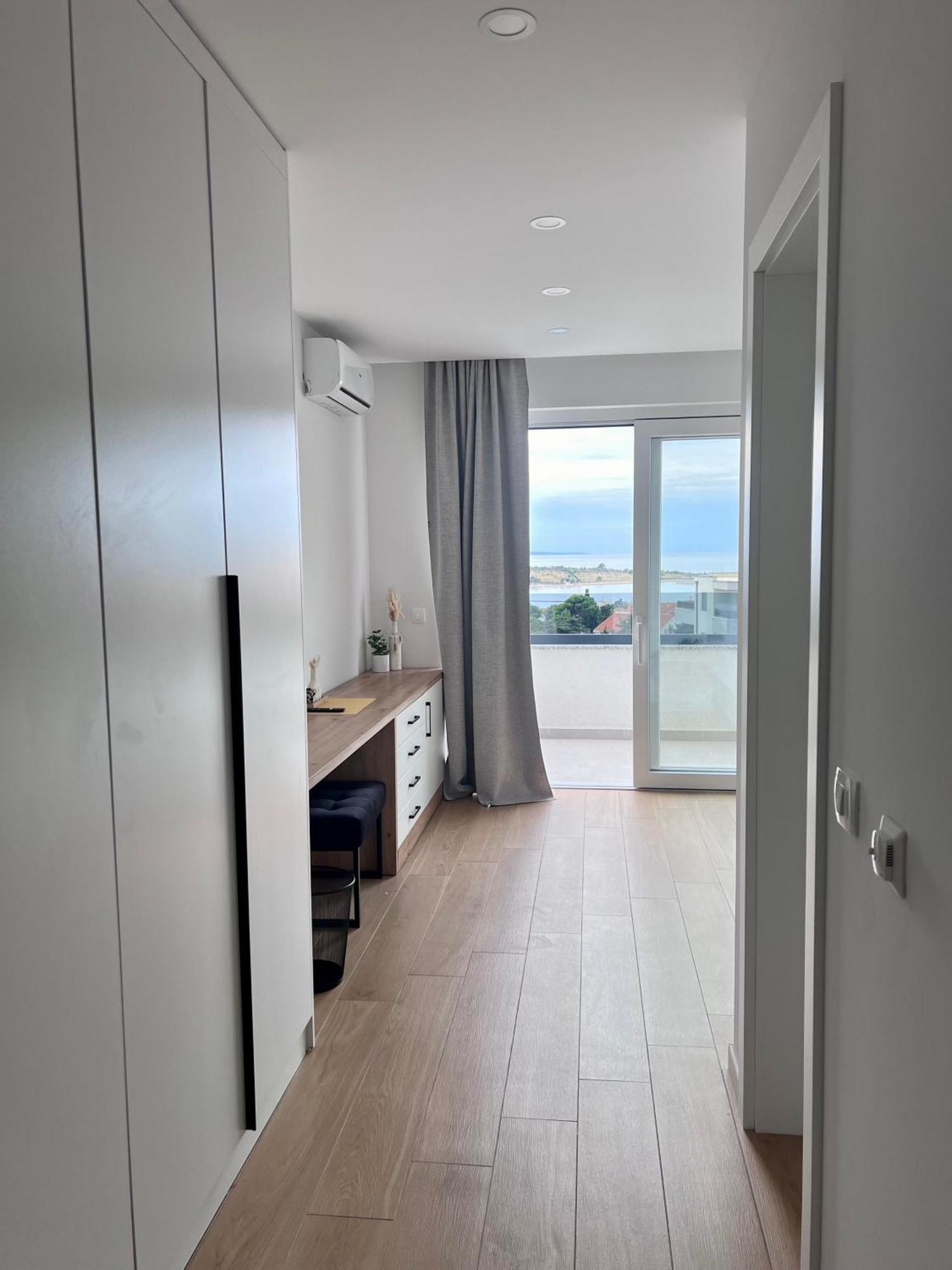 Boutique Hotel Ivy'Z Novalja Buitenkant foto